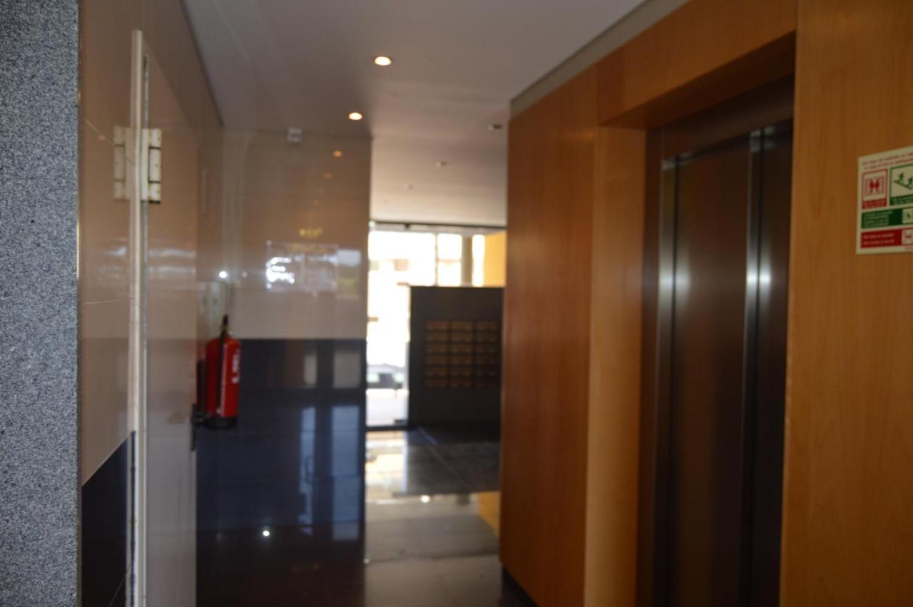 Apartamento Frente Ao Mar Com Piscina De Agua Salgada Quarteira Buitenkant foto